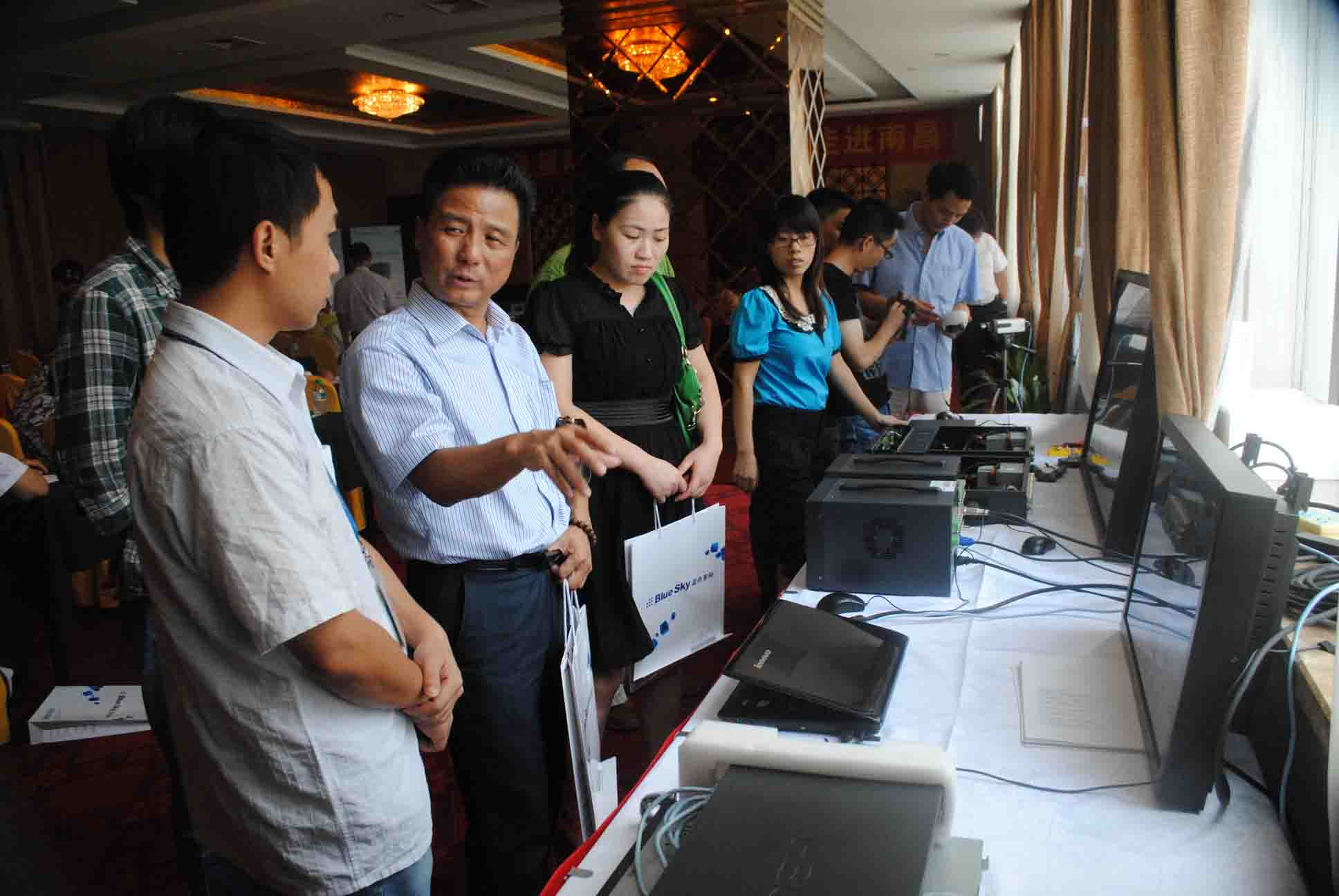 點(diǎn)擊新窗口打開(kāi)